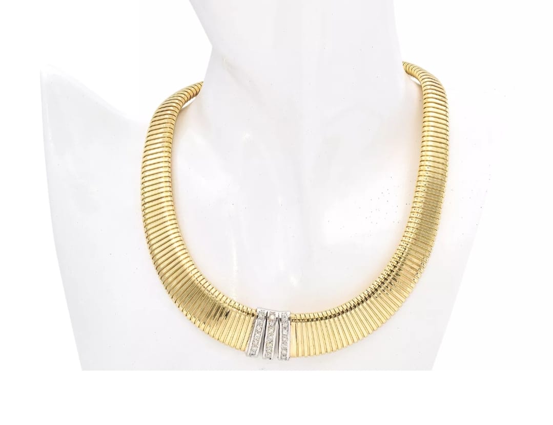 Vintage Italian Tubogas Necklace in 14 Carat Solid Gold featuring Diamonds
