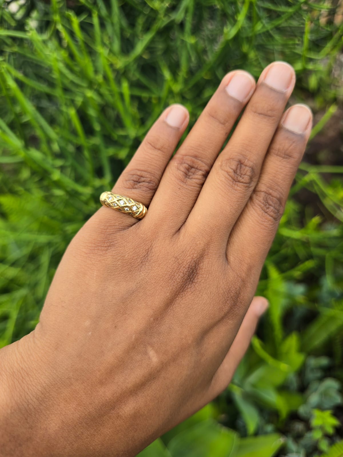 Vintage Italian Diamond Ring in 18 Carat Solid Gold