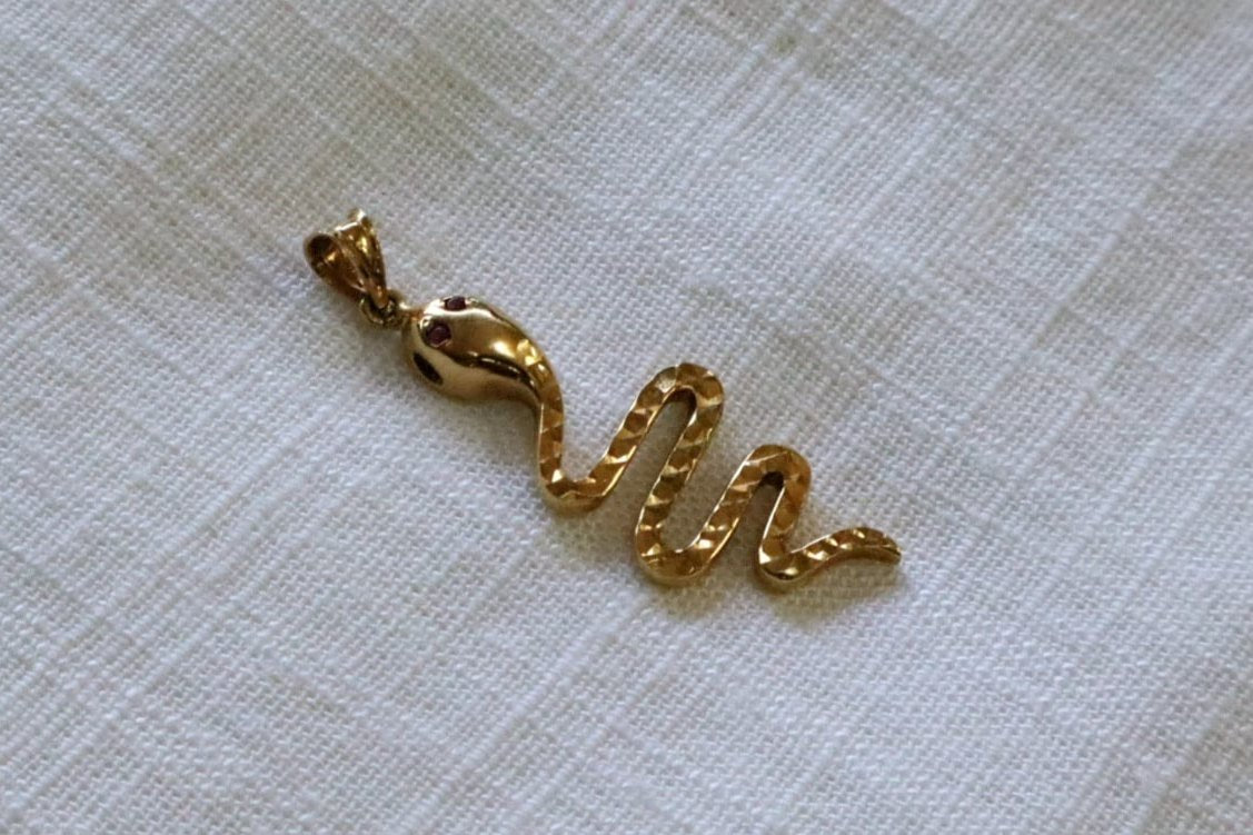Snake Pendant in 18 Carat Solid Gold