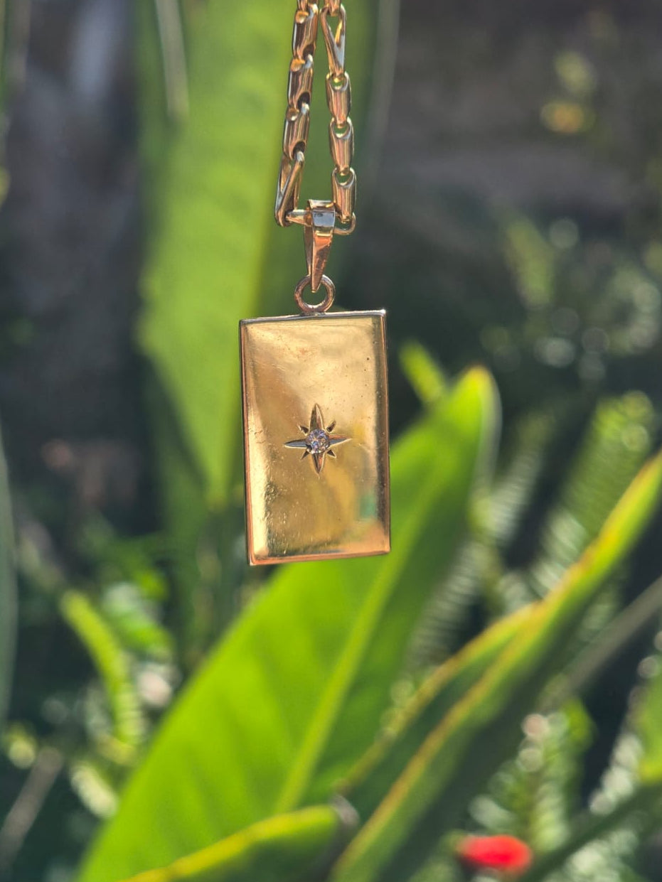 Vintage Star Set Diamond Pendant in 9k Gold