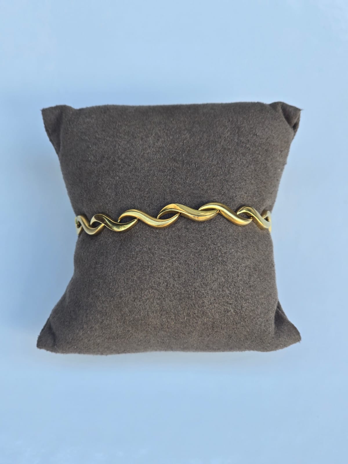 Italian Made Fancy Link Bracelet/Bangle in 18 Carat Solid Gold