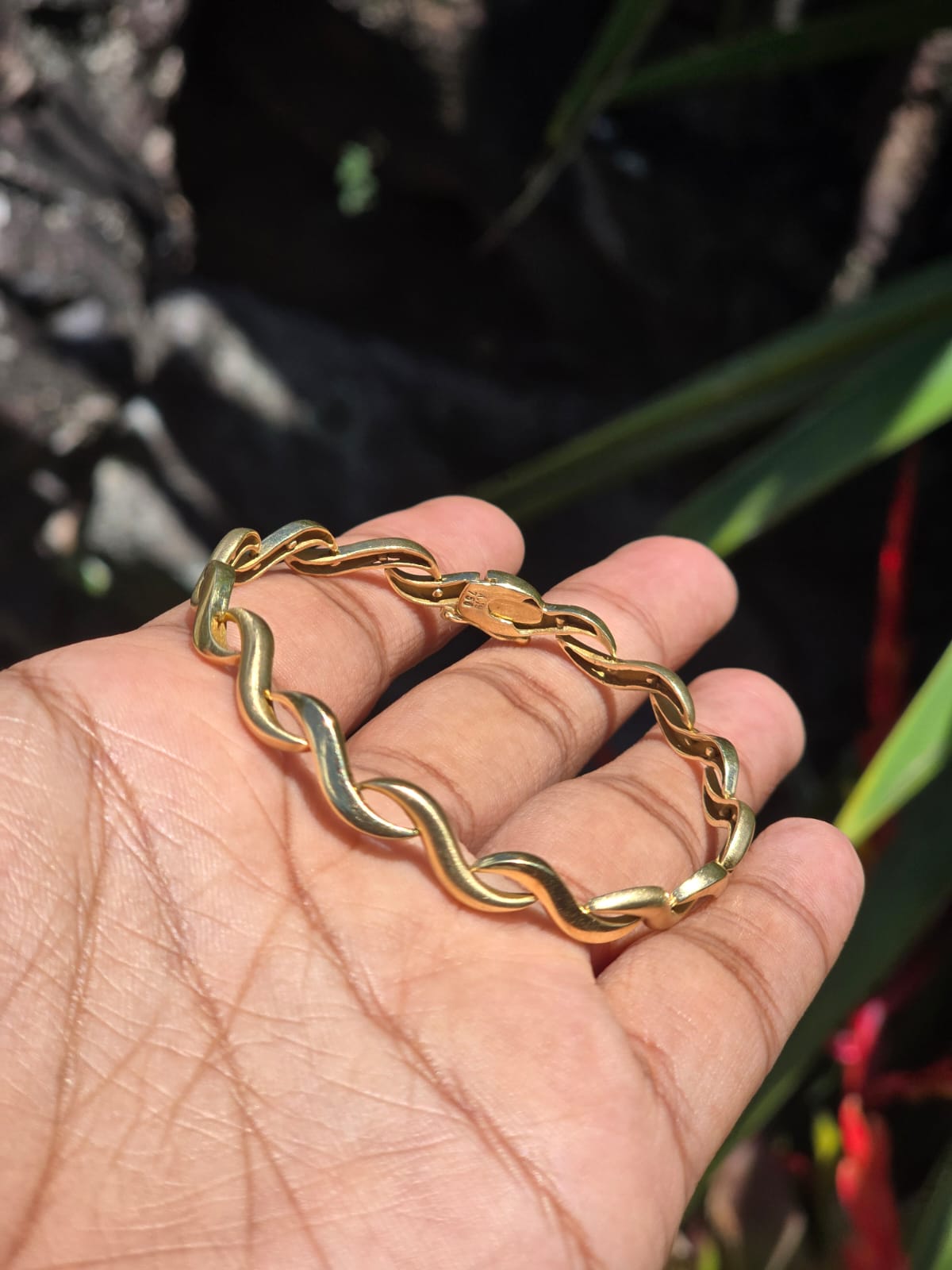 Italian Made Fancy Link Bracelet/Bangle in 18 Carat Solid Gold
