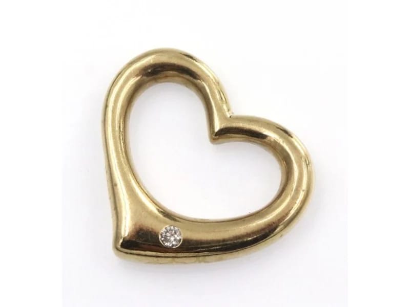 Heart Pendant in 9 Carat Solid Gold with a Diamond