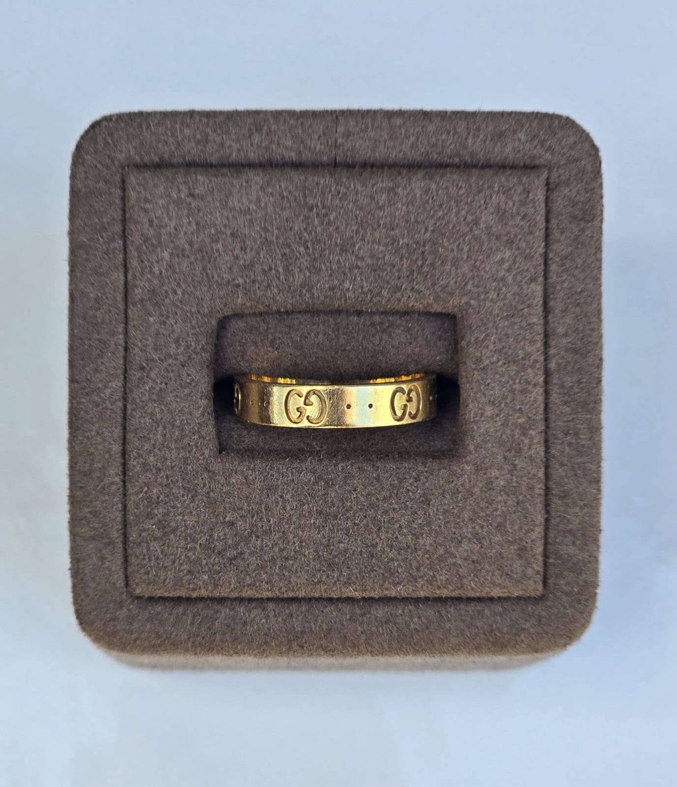 Gucci ICON Slim Band Ring in 18 Carat Solid Gold