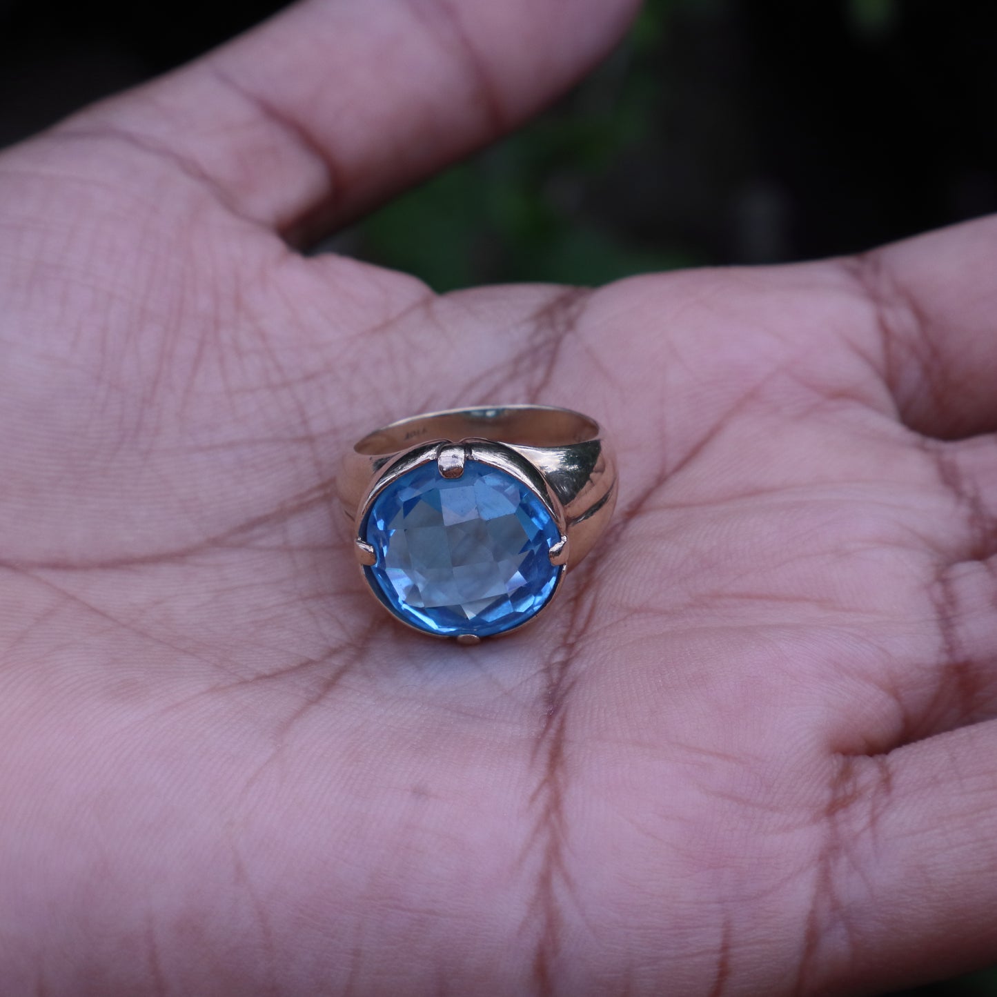 Stunning Vintage Swiss Blue Topaz Ring in 8 Carat Solid Gold