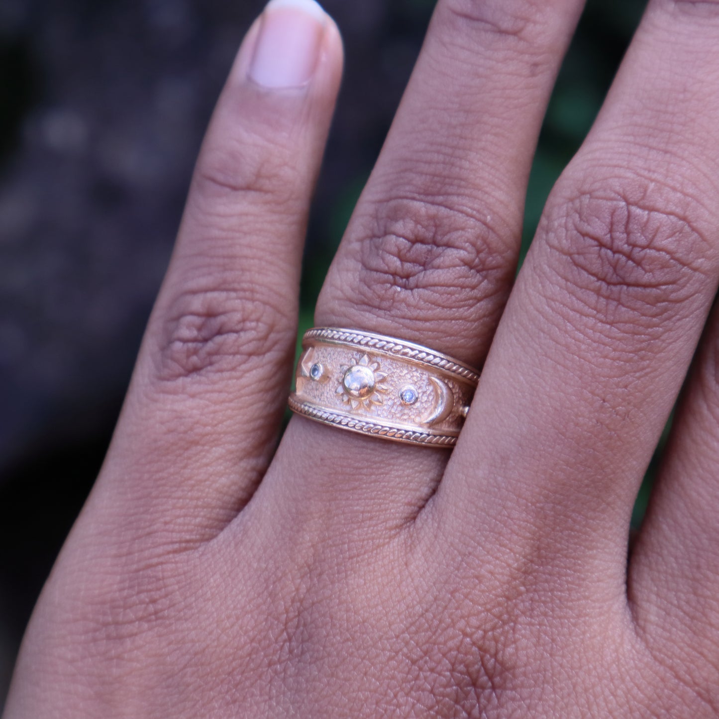 Vintage Celestial Ring in 9 Carat Solid Gold
