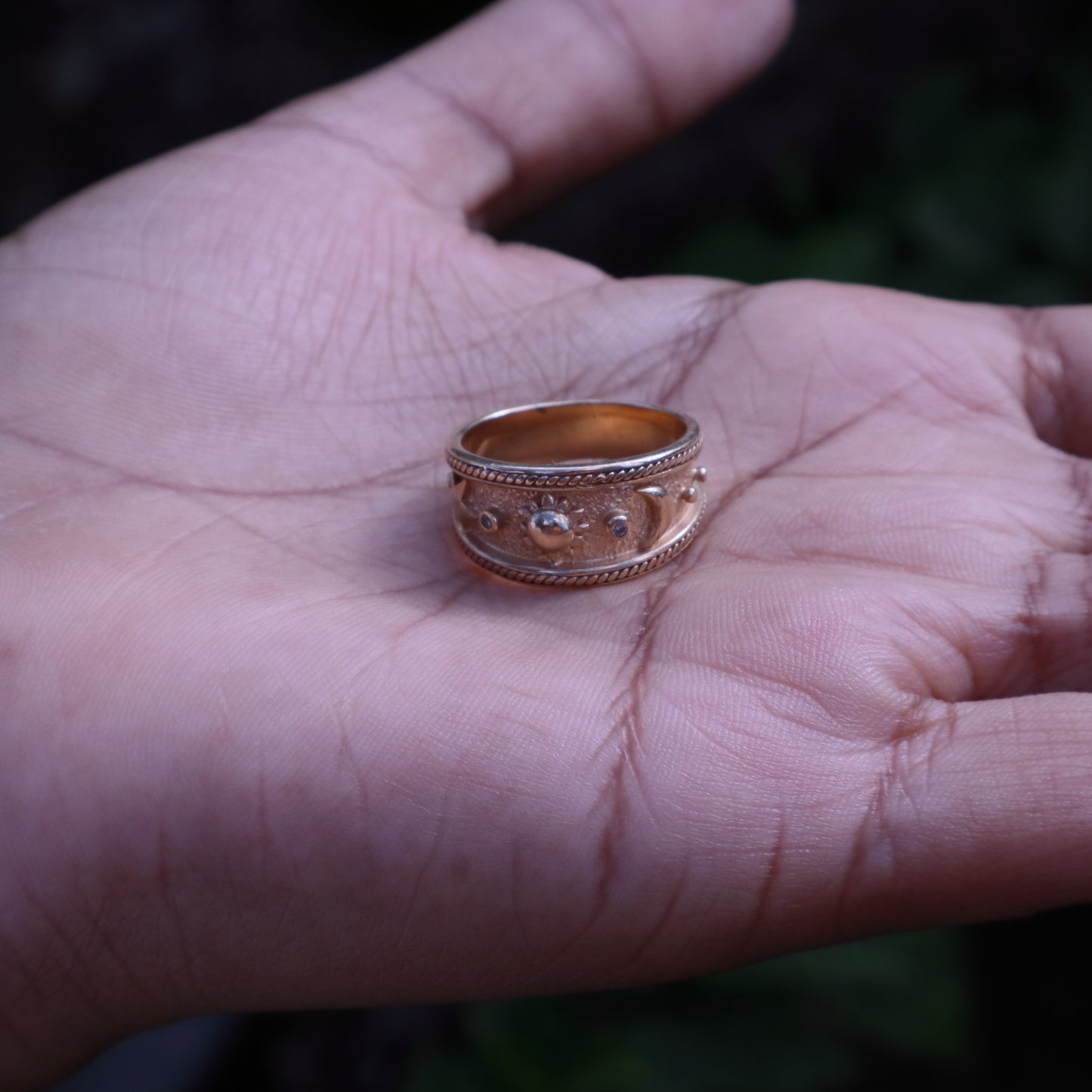 Vintage Celestial Ring in 9 Carat Solid Gold