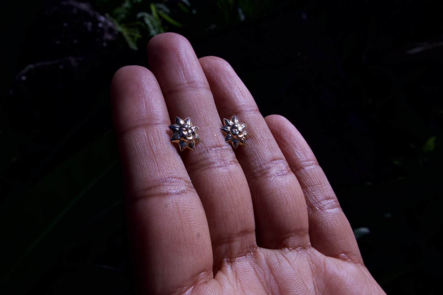 Super Cute Smiling Sun Stud Earrings in 14 Carat Solid Gold