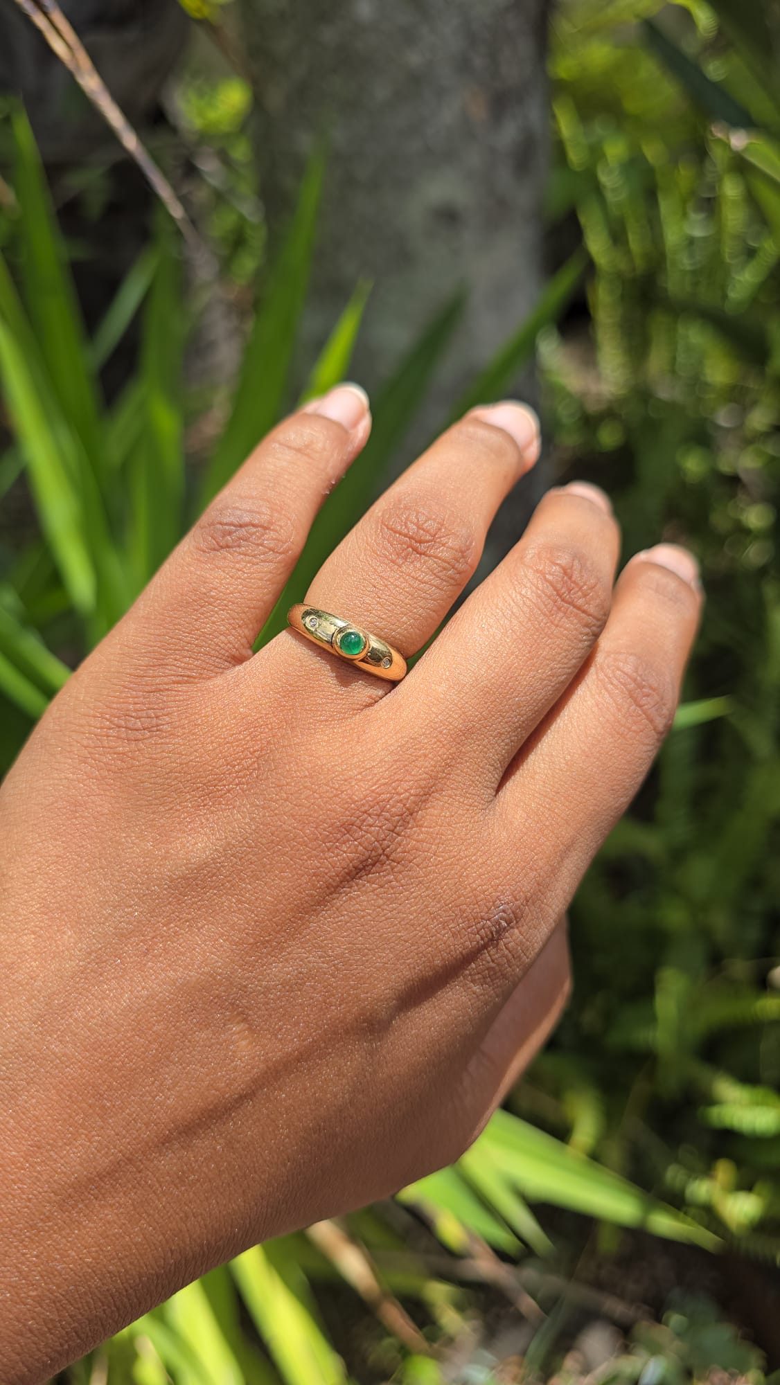 Vintage 9 Carat Emerald Cabochon and Diamond Ring