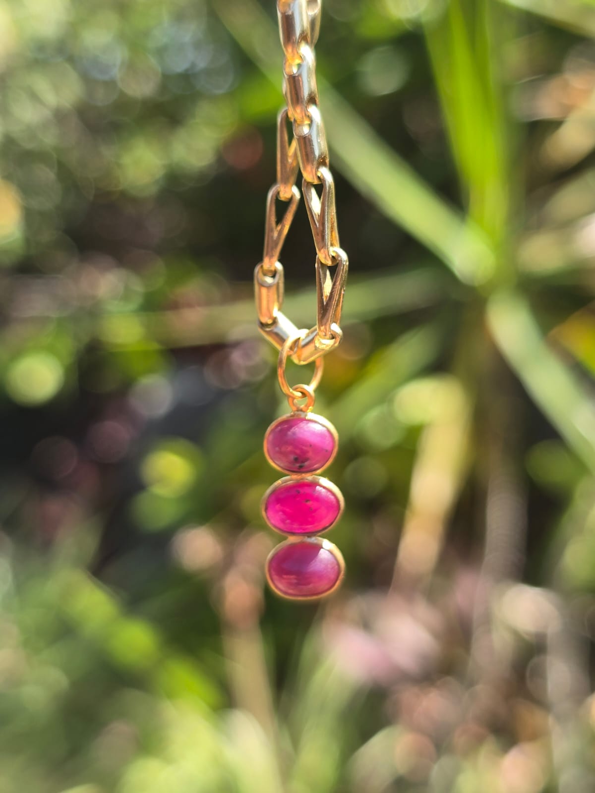 Ruby Cabochon Pendant in 18 Carat Gold