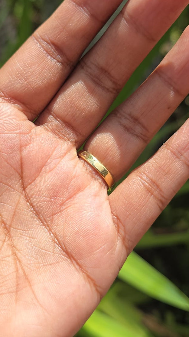 Vintage 18 Carat Gold Jade Ring