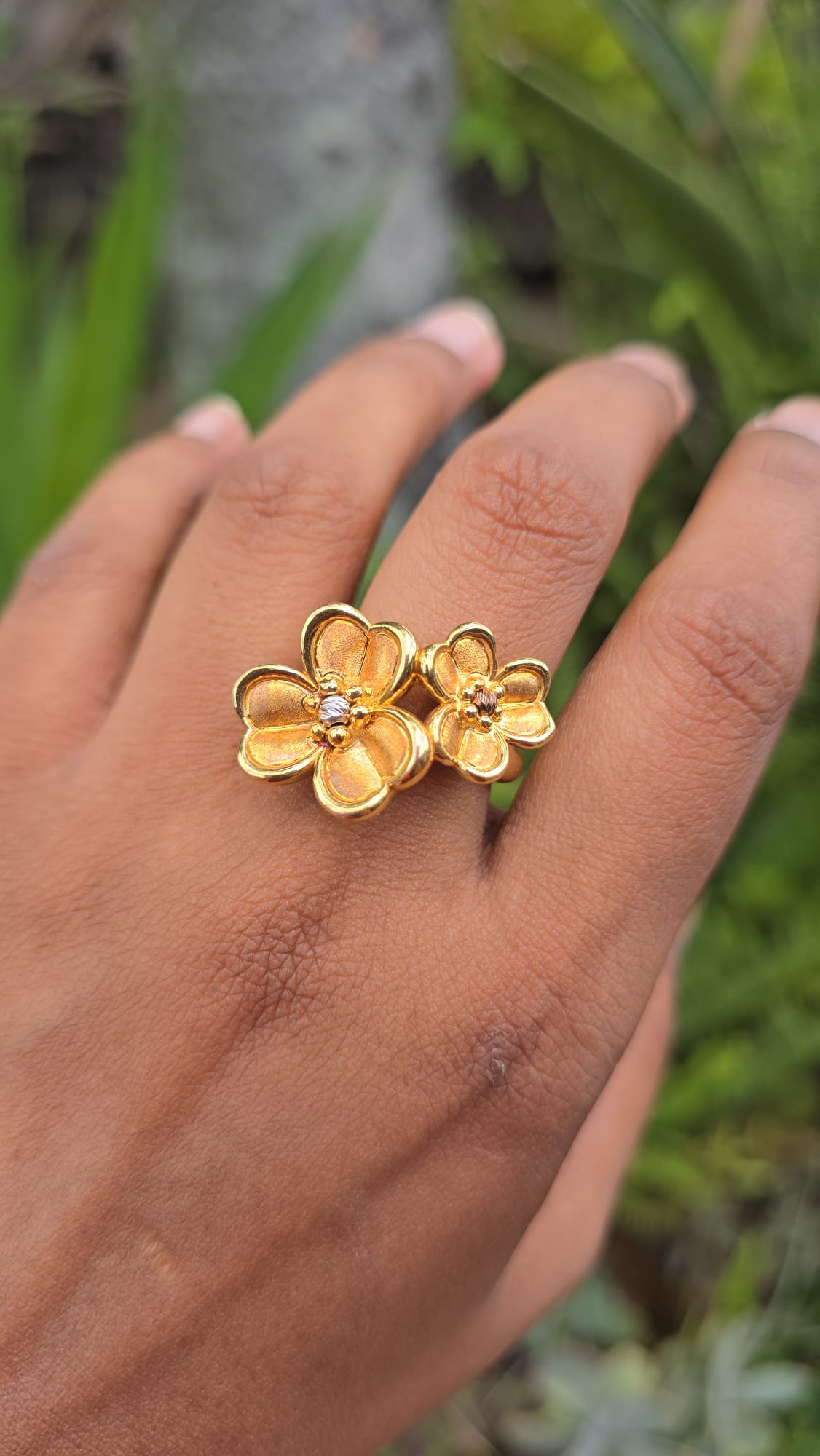 14 Carat Italian Fancy Floral Ring