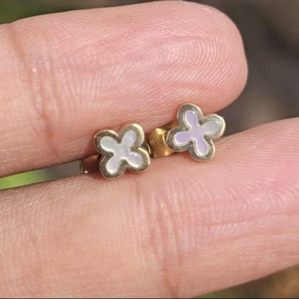9 Carat Gold Clover Stud Earrings