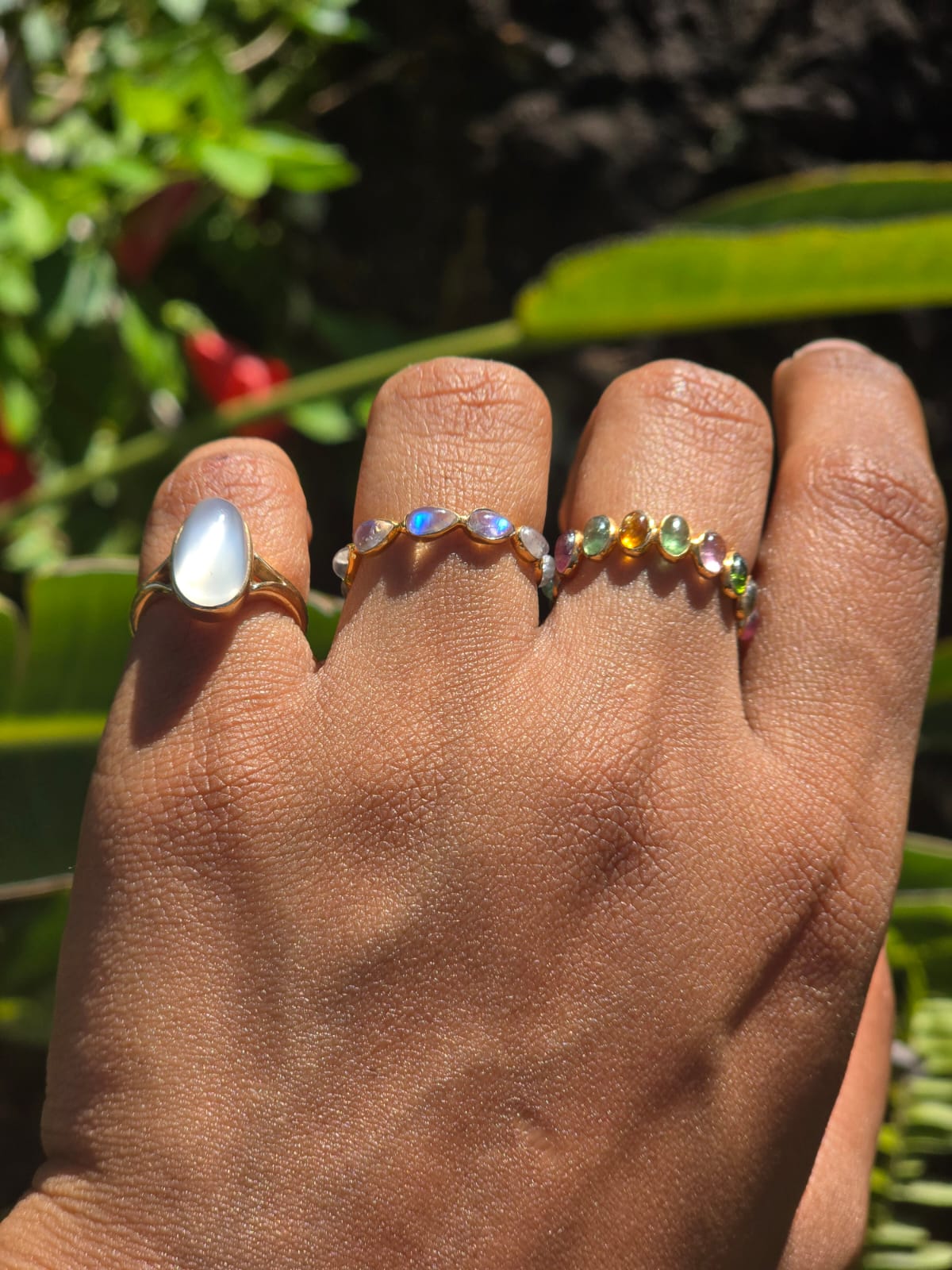 Antique Moonstone Cabochon Ring in 9k Gold