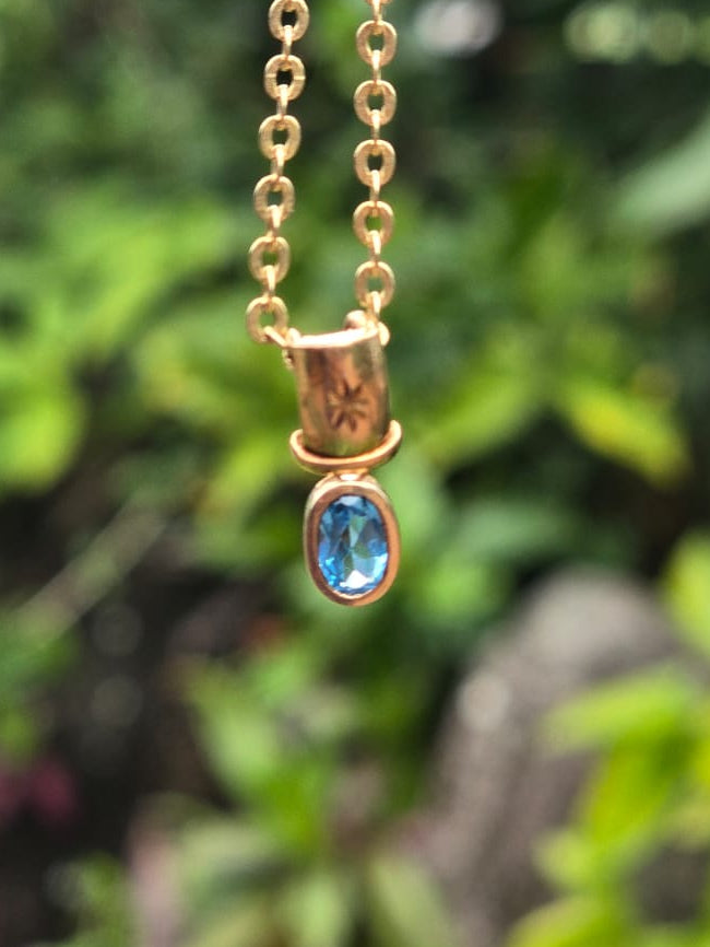 Vintage 9ct Gold Topaz Pendant