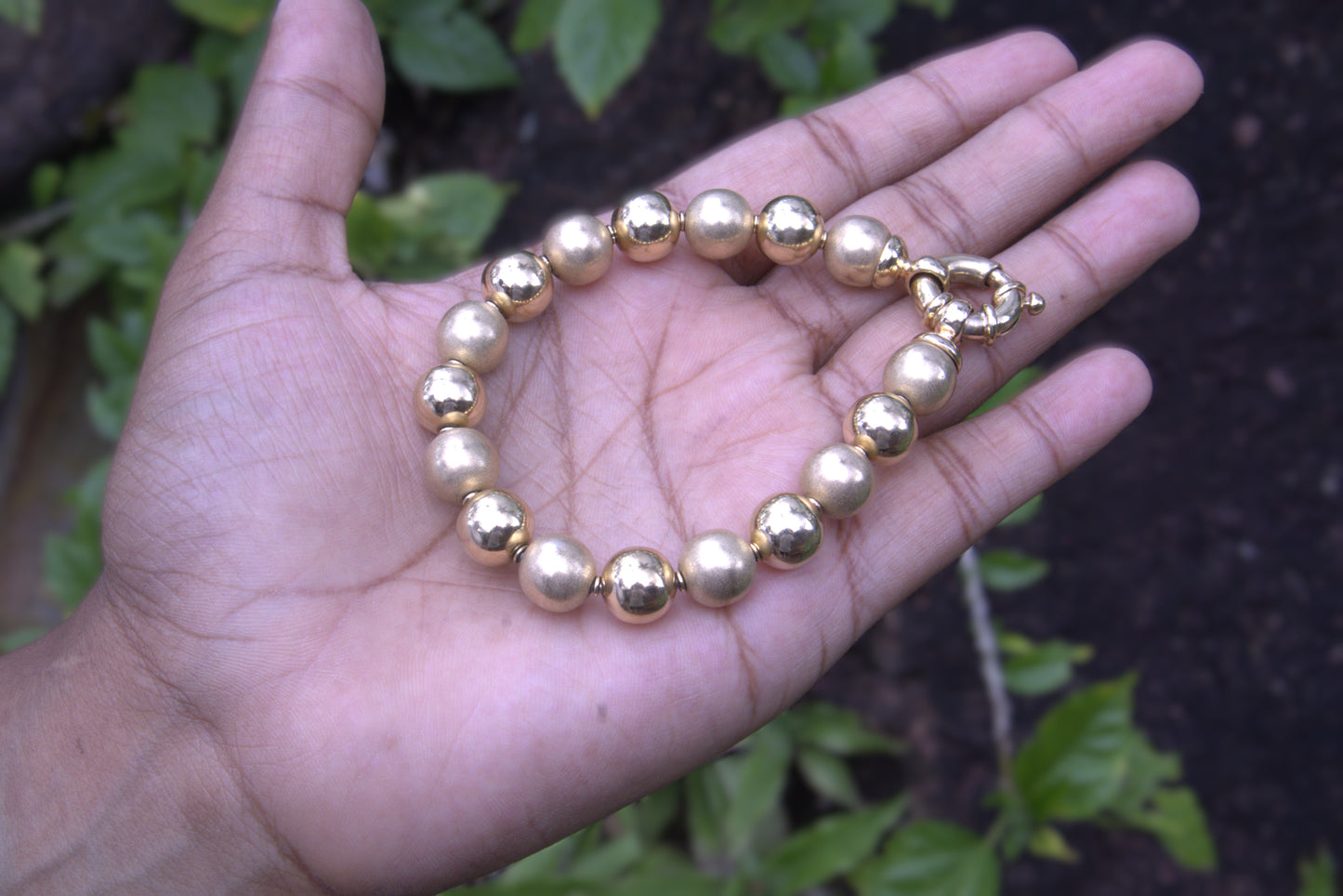 9 Carat Gold Beaded Bolt Ring Bracelet