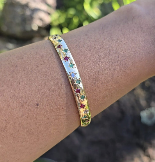 Stunning Vintage Star Set Bangle in 9 Carat Solid Gold