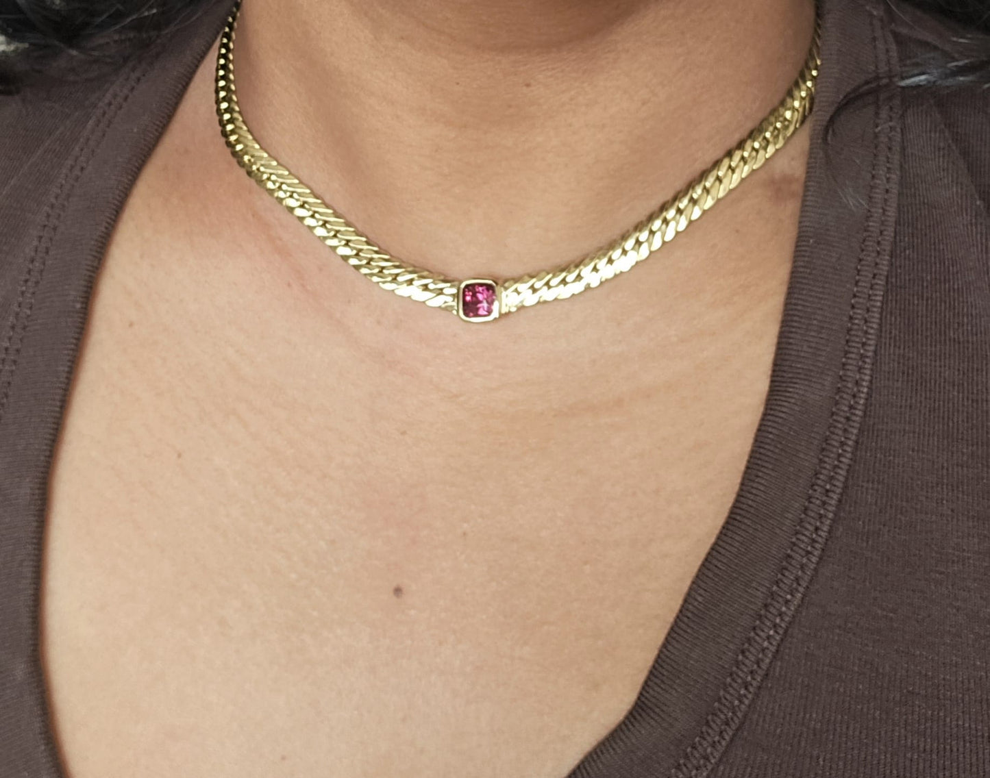 Italian 18ct Gold Tight Curb Chain with Rhodolite Garnet