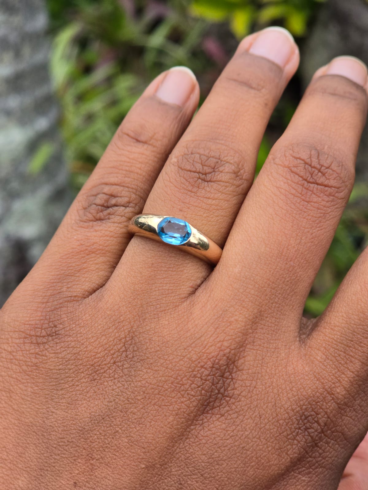 Vintage 9ct Gold Topaz Gypsy Ring