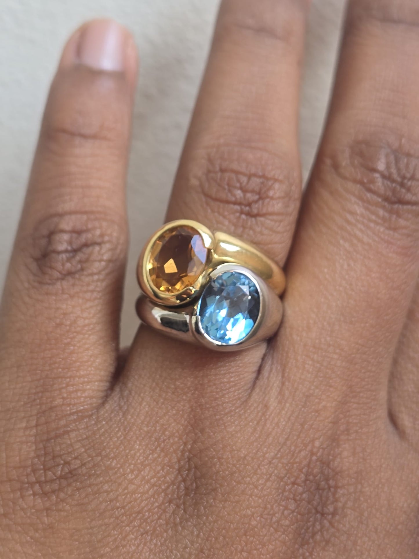 18ct Gold Vintage Topaz and Citrine Bypass Ring