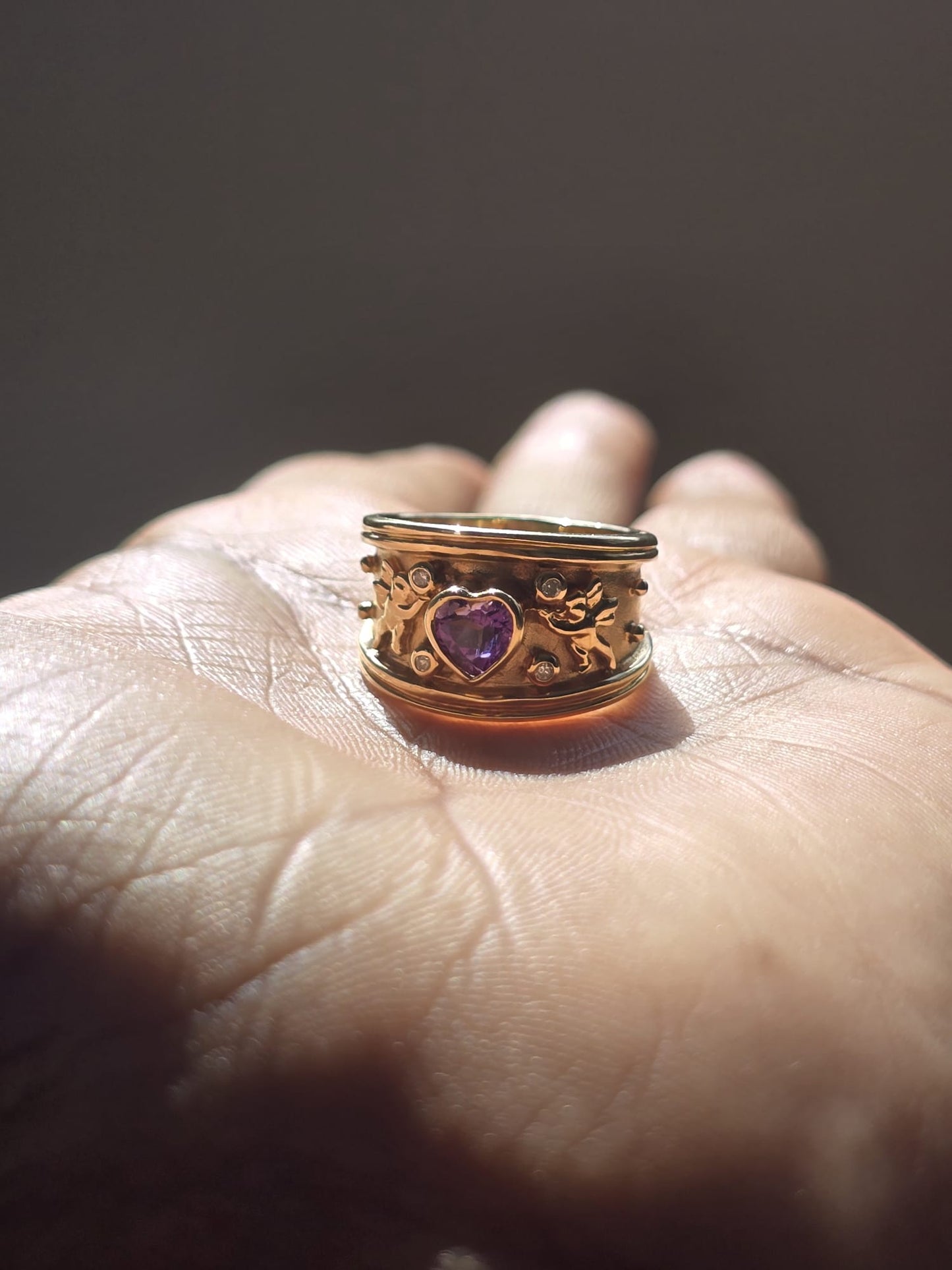 14ct Gold Vintage Amethyst and Diamond Cherub Ring