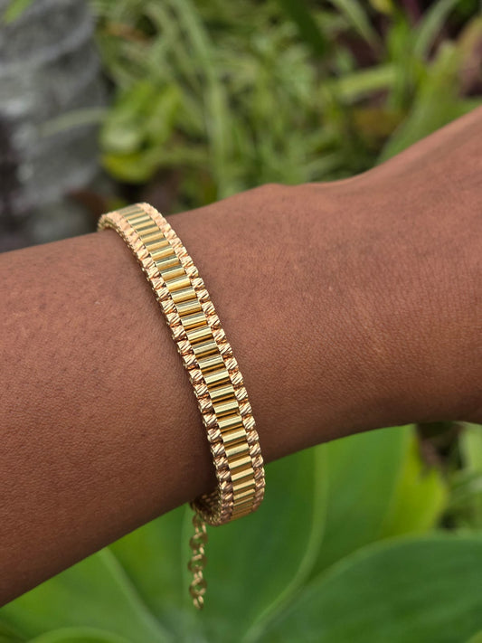 Modern 18ct Gold Flexible Bracelet