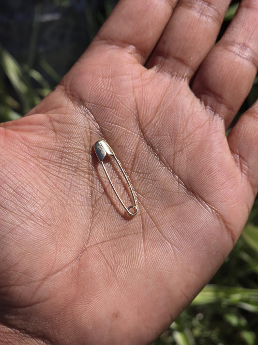 Safety Pin in 14k Gold