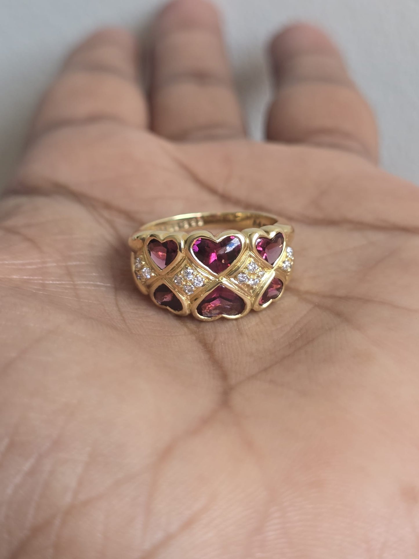 Vintage 18ct Gold Ponte Vecchio Garnet and Diamond Hearts Ring