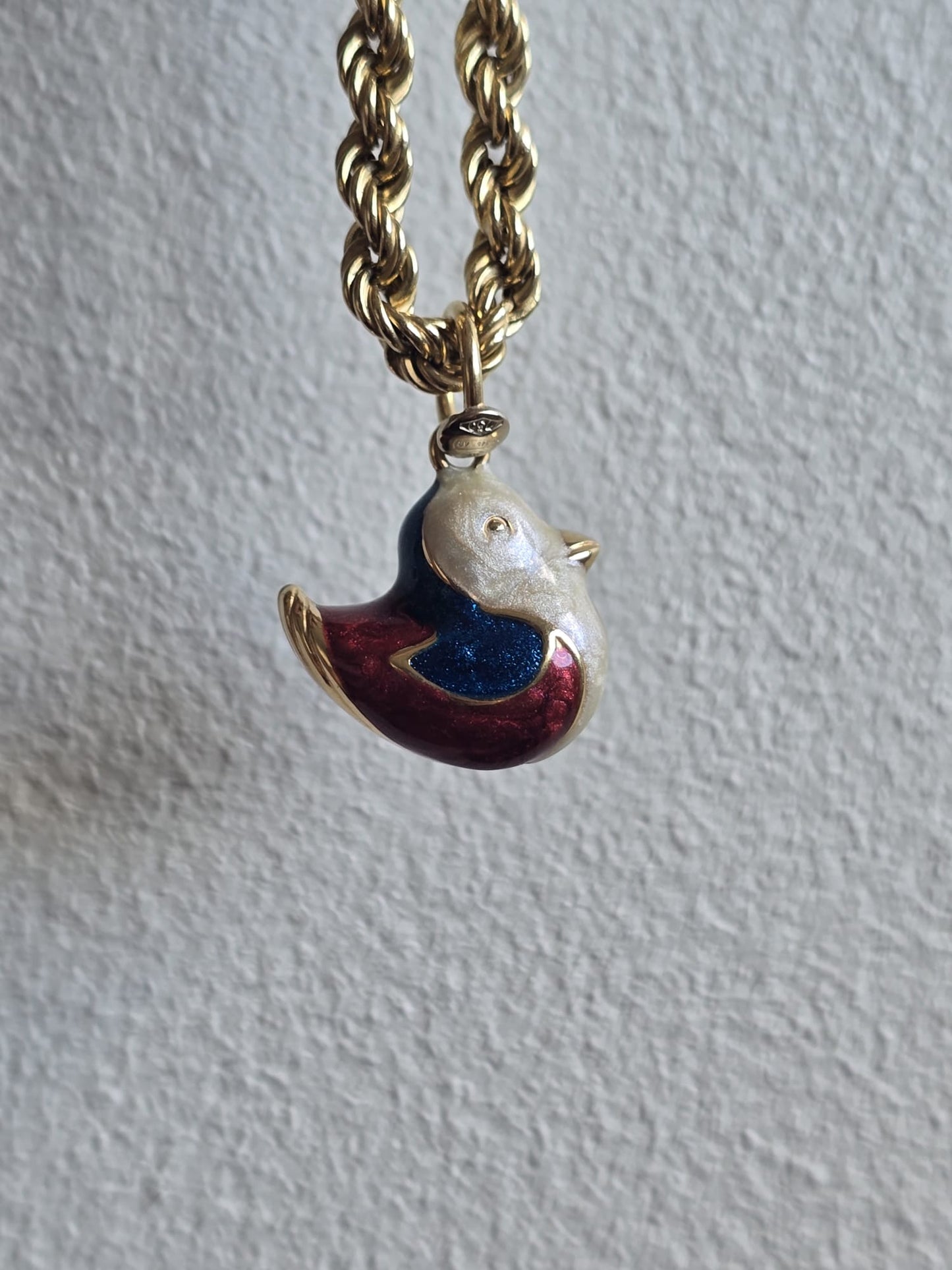 18ct Gold Vintage Italian Enamel Bird Pendant