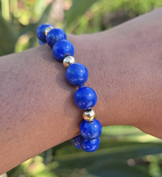 Vintage Lapis Lazuli Beads and 18 Carat Solid Gold Bracelet