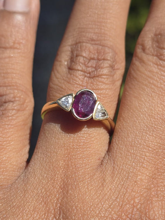 Vintage Ruby and Diamond Ring in 18ct Solid Gold