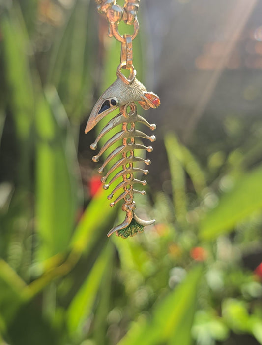 Articulated Fishbone Pendant with Enamel Details in 18k Gold