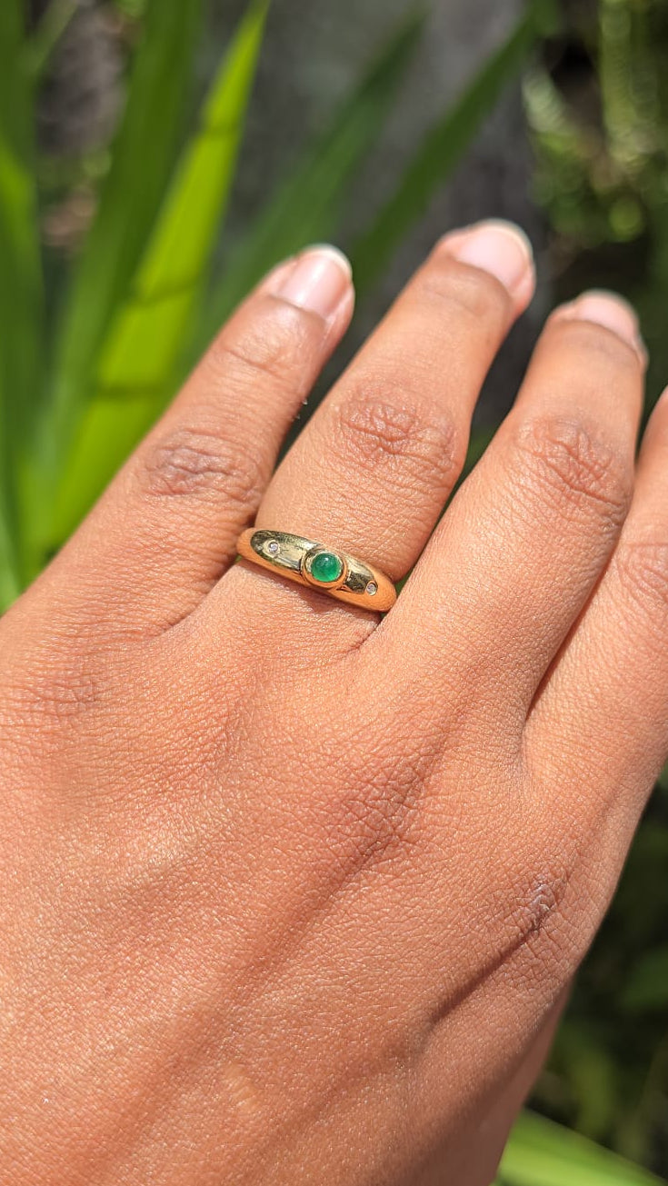 Vintage 9 Carat Emerald Cabochon and Diamond Ring