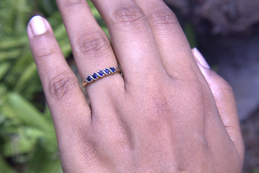 Vintage Sapphire Band Ring in 9 Carat Solid Gold