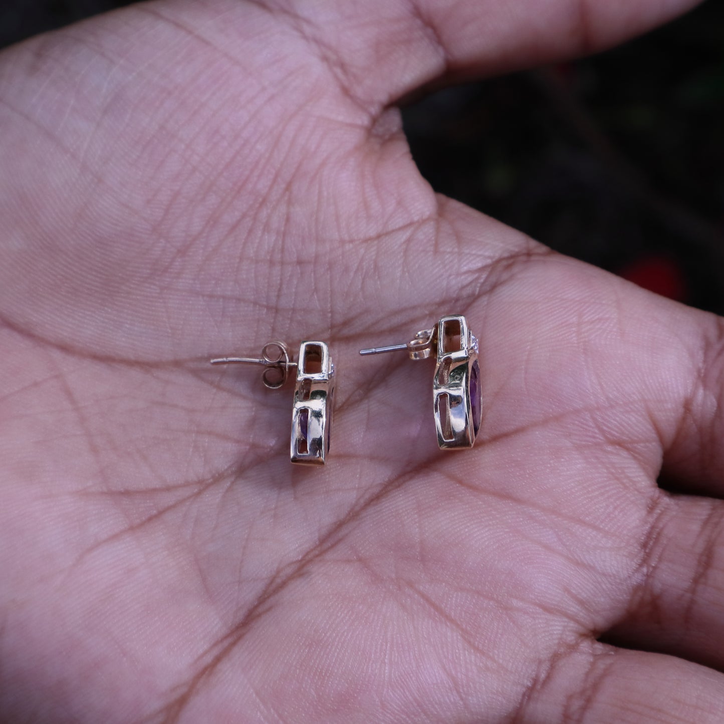 Amethyst Stud Earrings in 9 Carat Solid Gold