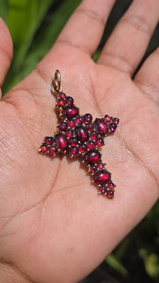 Antique Victorian Garnet Cabochon Cross Pendant in 9 Carat Solid Gold