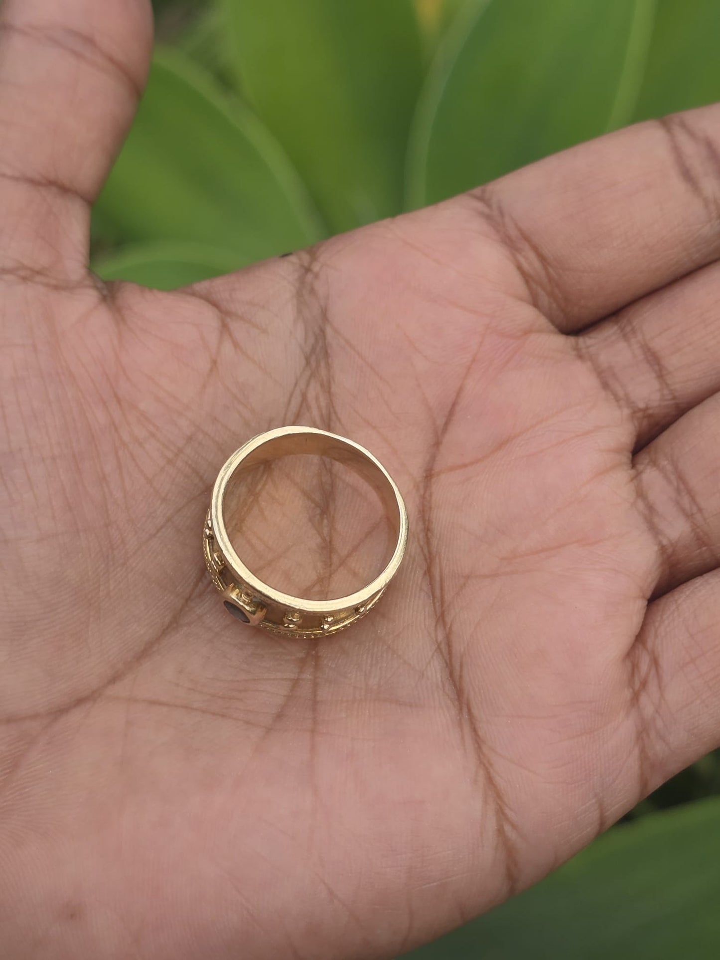 Vintage 9ct Gold Sapphire Ring