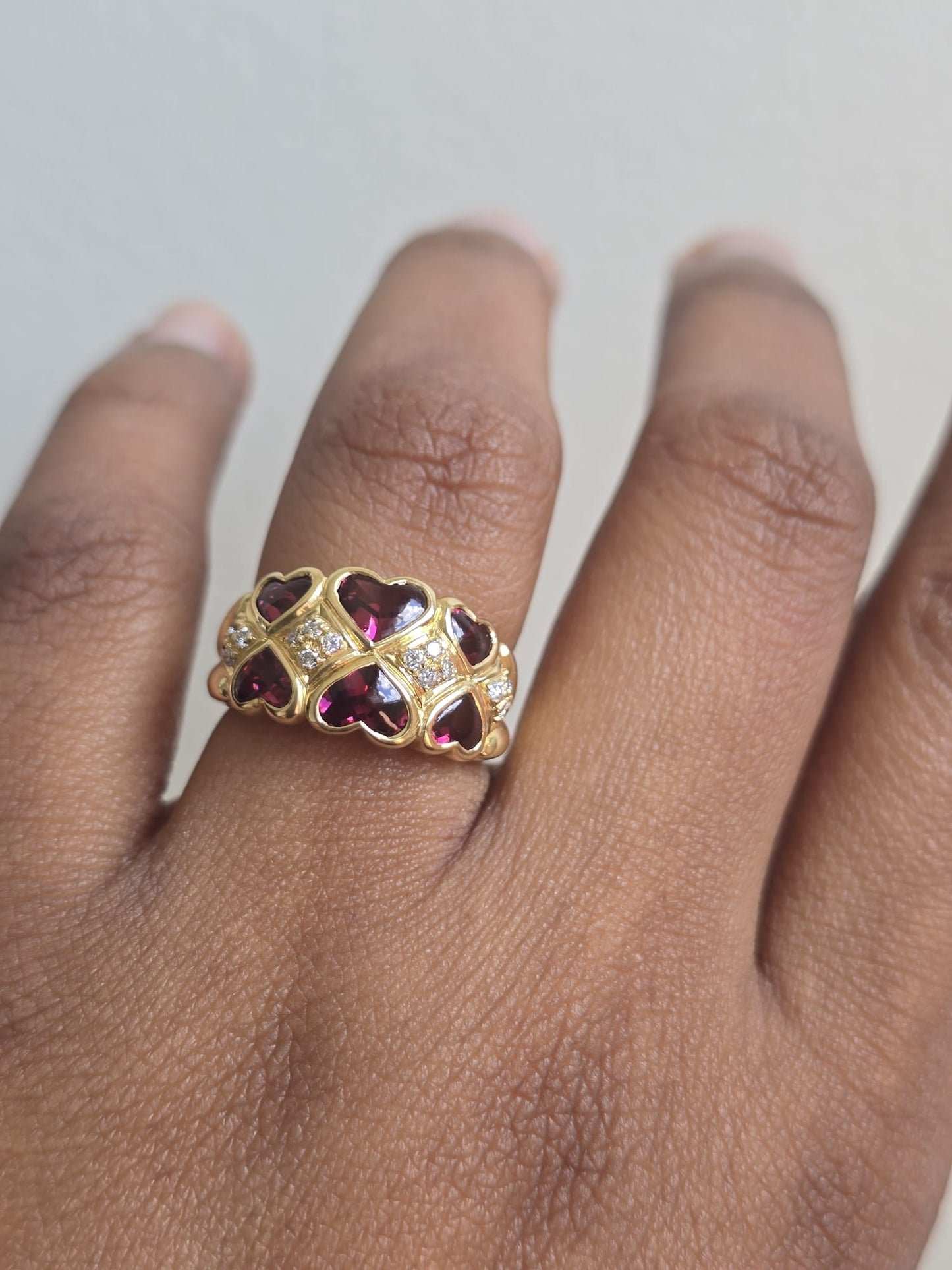 Vintage 18ct Gold Ponte Vecchio Garnet and Diamond Hearts Ring