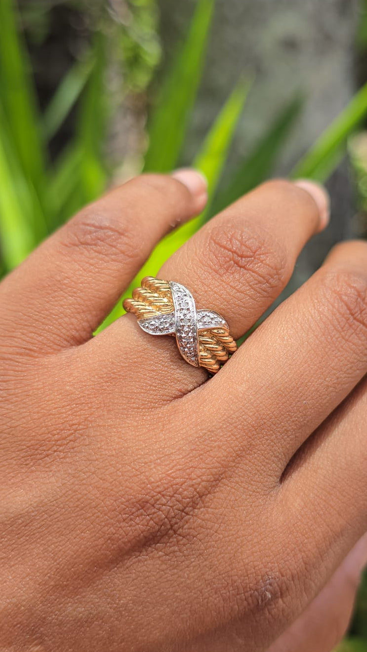 Vintage 'X' Cross 14 Carat Gold and Diamonds