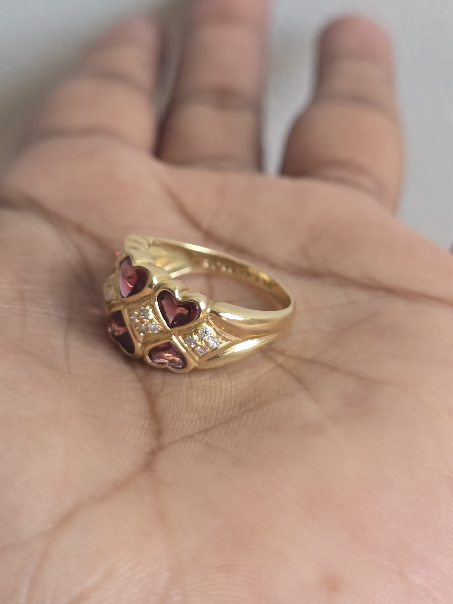 Vintage 18ct Gold Ponte Vecchio Garnet and Diamond Hearts Ring