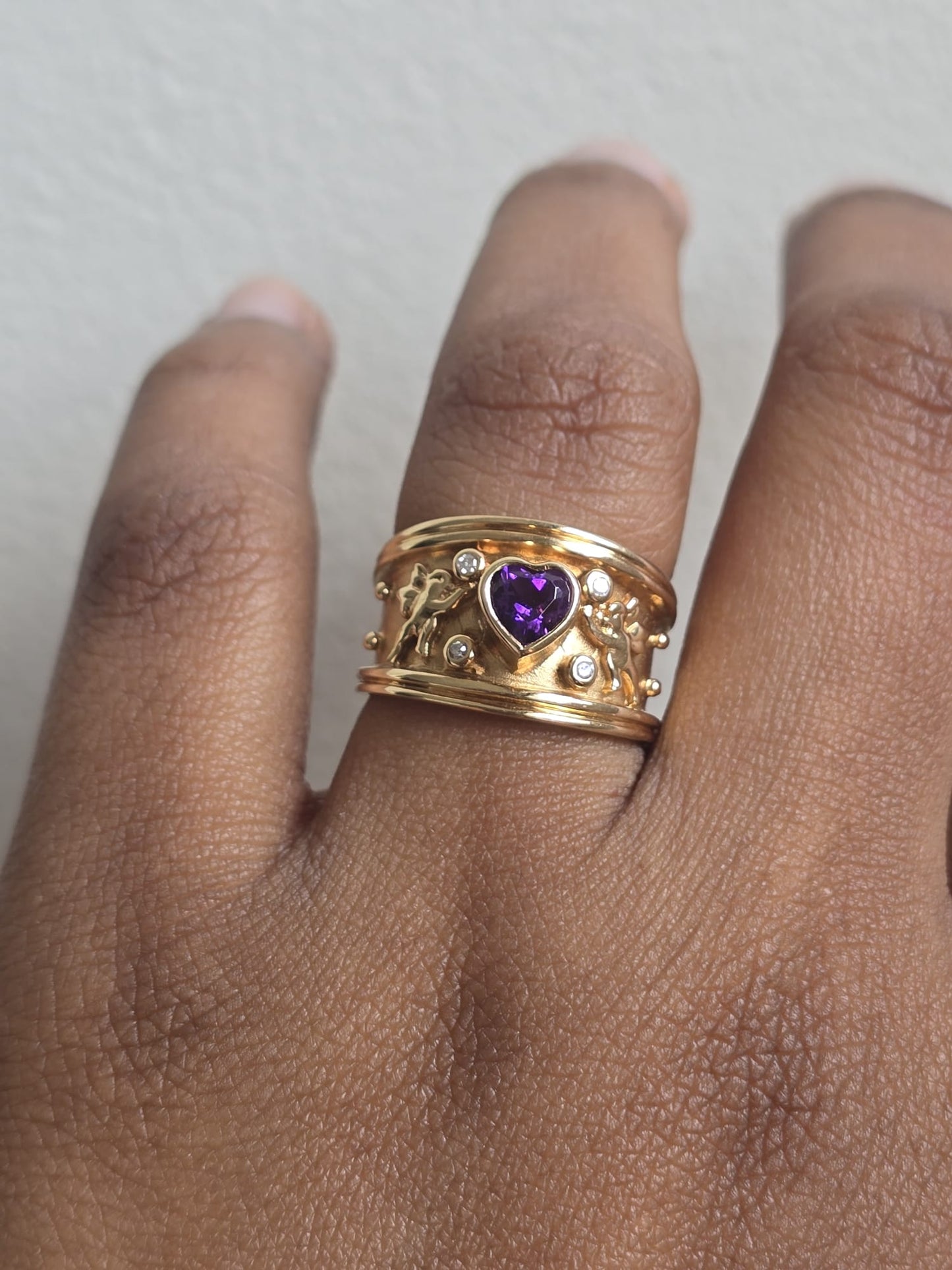 14ct Gold Vintage Amethyst and Diamond Cherub Ring