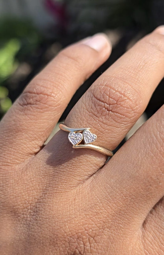 Vintage Double Heart Ring in 9 Carat Solid Gold