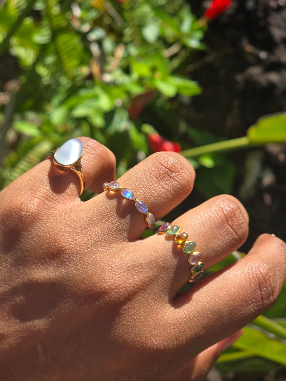 Antique Moonstone Cabochon Ring in 9k Gold