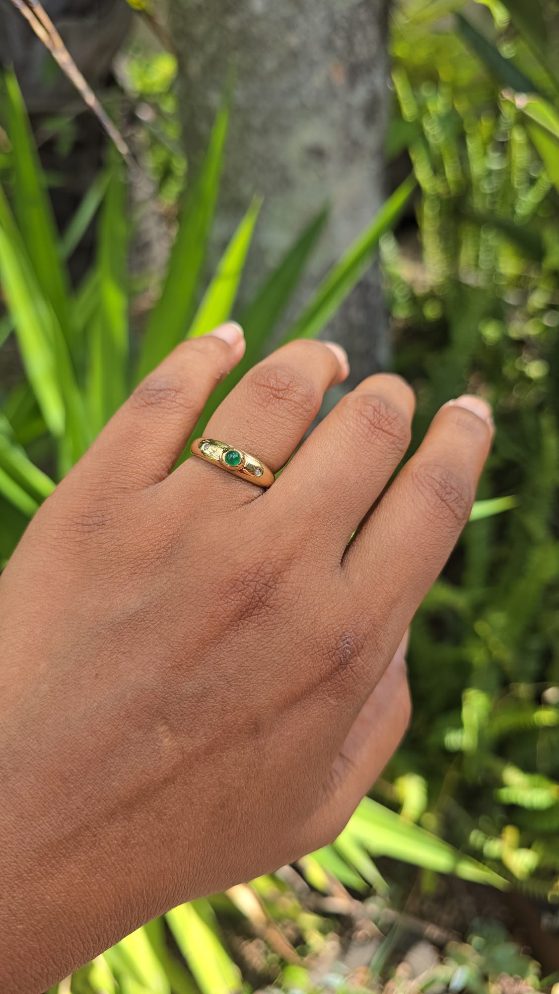 Vintage 9 Carat Emerald Cabochon and Diamond Ring