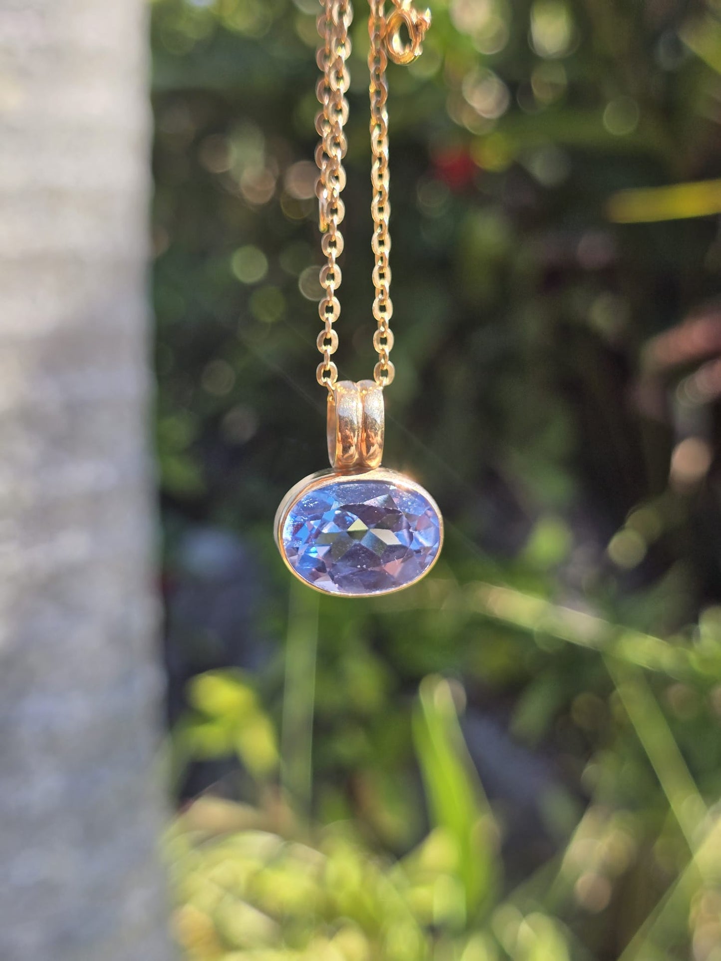 Topaz Pendant in 9 Carat Solid Gold