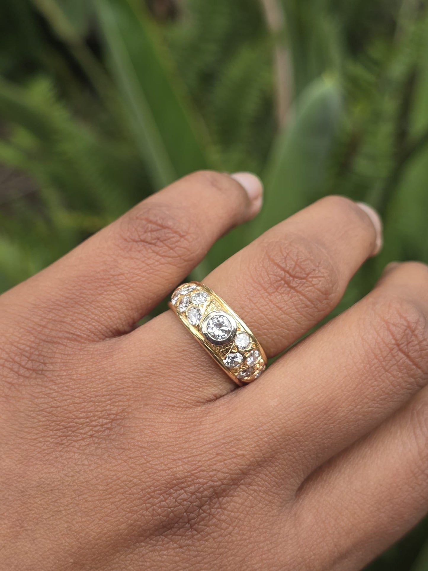 Vintage 18ct Gold Diamond Ring
