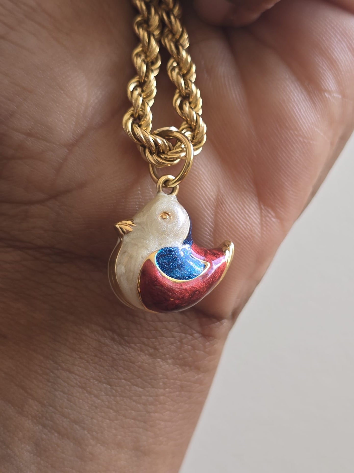 18ct Gold Vintage Italian Enamel Bird Pendant